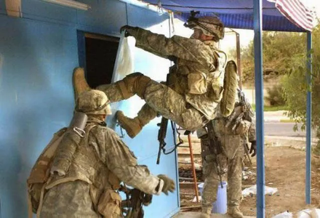 The military also have the right to do funny things - #8 