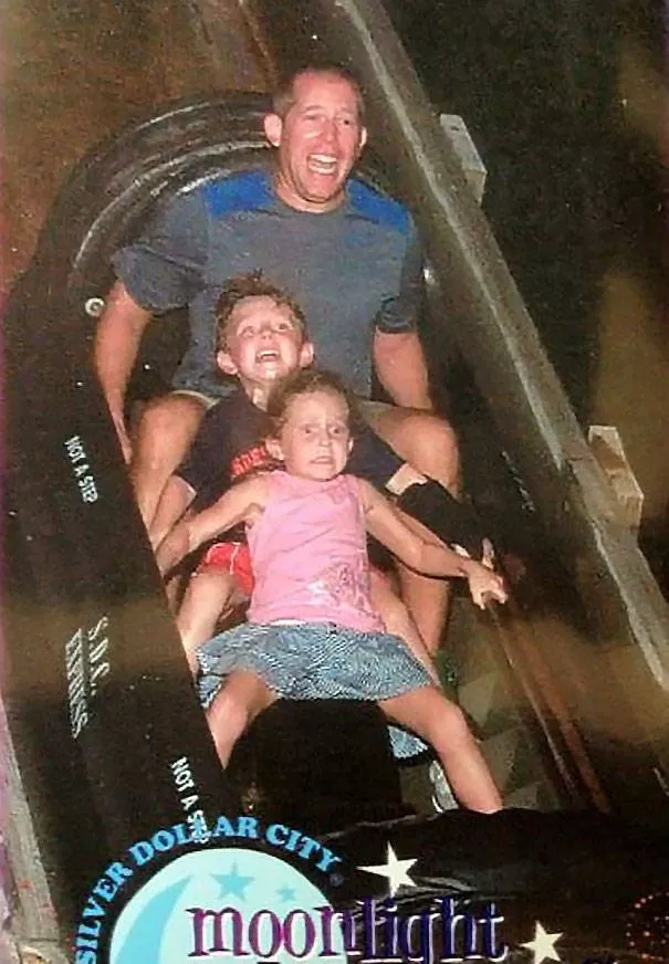 Funniest photos taken in rollercoaster photos - #19 