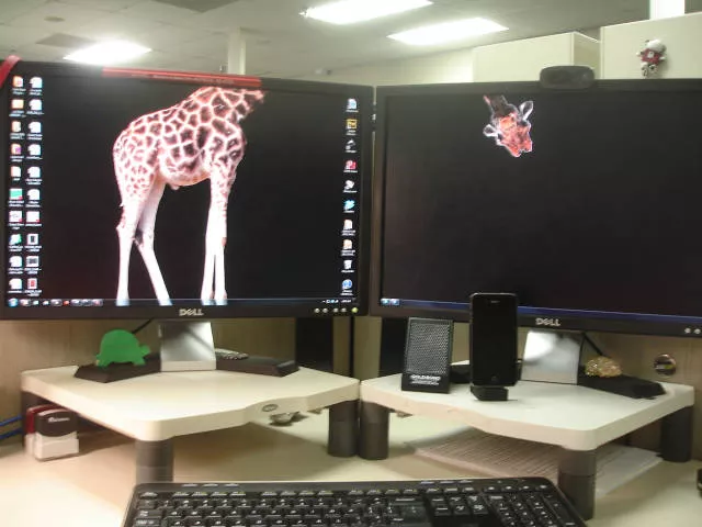 The most creative desktops arrangements