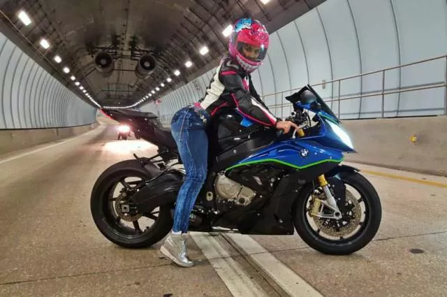 Beautiful girls and bikes can it get any sexy - #5 
