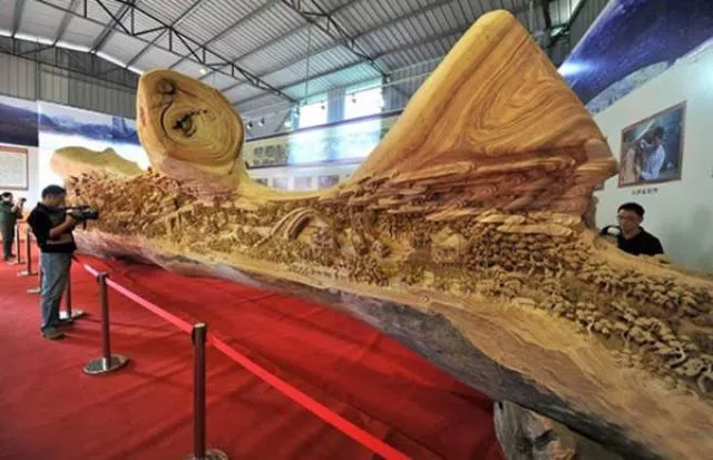 Very impressive wood carvings
