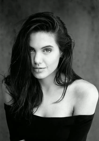 Check out the first photo shoot of angelina jolie when she was almost 15 years - #19 