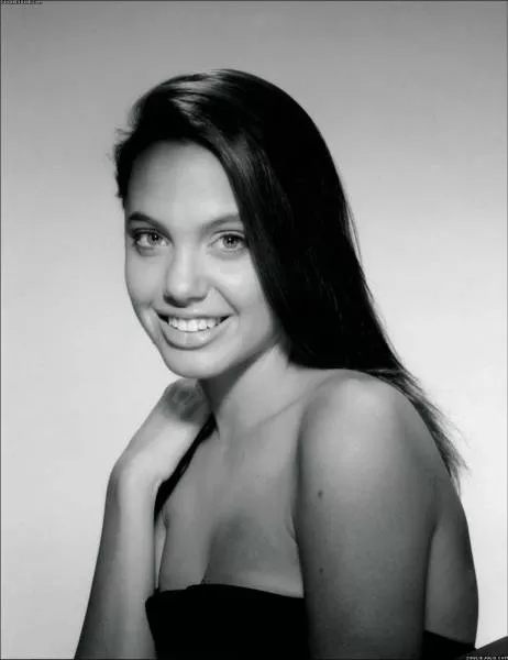 Check out the first photo shoot of angelina jolie when she was almost 15 years - #6 