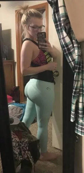 Yoga pants make more sexy - #28 