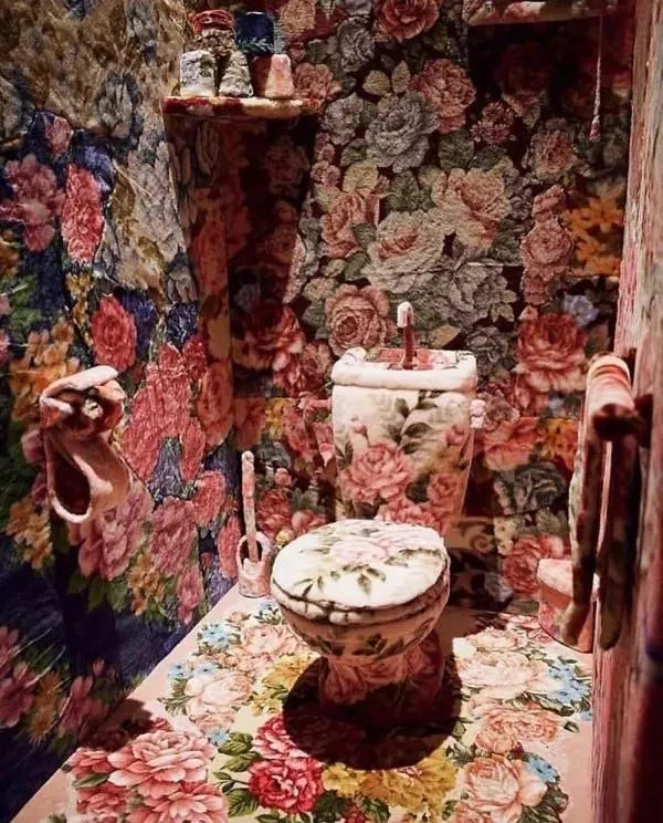Les toilettes les plus insolites et bizarres au monde - #5 