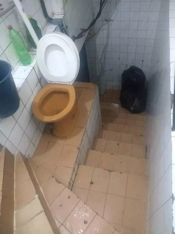 Les toilettes les plus insolites et bizarres au monde - #6 