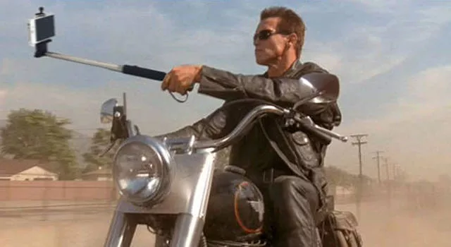 When guns replaced with selfie sticks in movie scenes - #2 