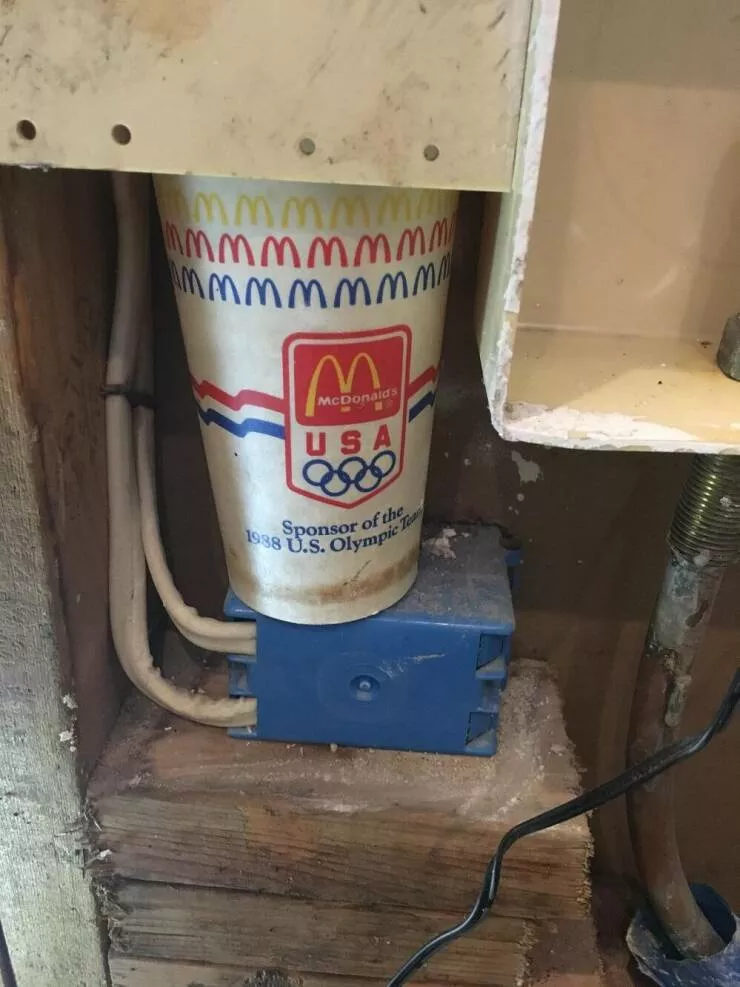 You will be fascinated - #33 ;;McDonald's cup found in wall