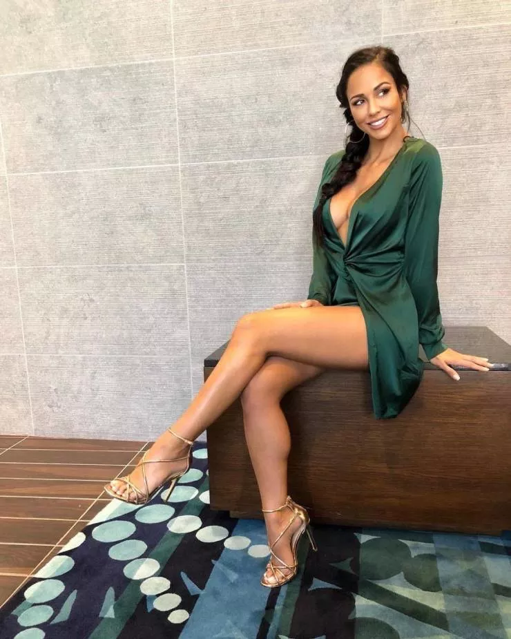 Very sexy with their long legs
