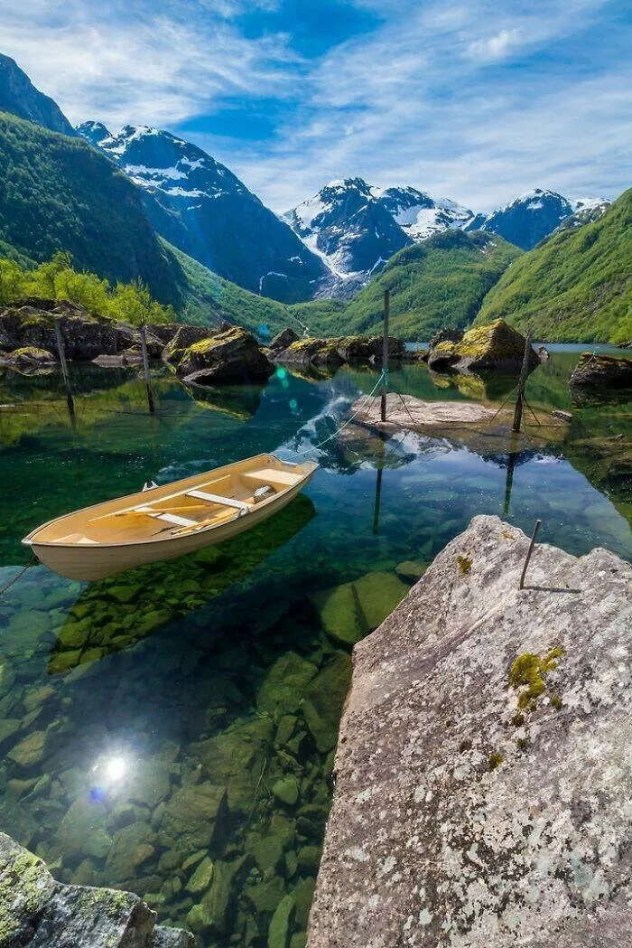 Discovering norwegian splendor captivating photos of unique beauty - #13 A Tranquil Lake in Norway
