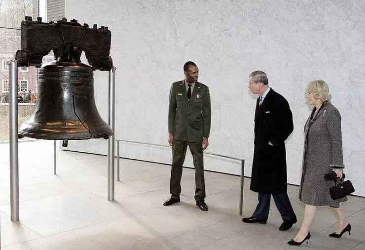 Fascination unleashed captivating captures in a gallery of truly mesmerizing photos - #19 The Liberty Bell may be diminutive in size: