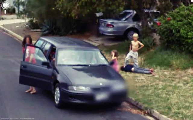 The 32 most wtf moments caught on google street view - #30 