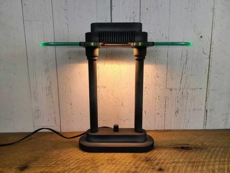 Rediscovering 90s nostalgia treasures from every millennials childhood home - #18 ~Fancy~ desk lamps that could burn if touched while on