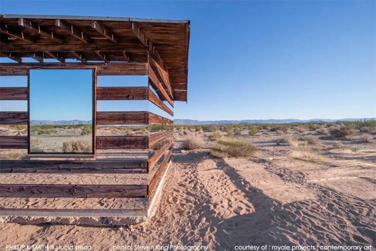 Intriguing discoveries subtly surprising finds that captivate - #8 This is the result when horizontal mirrors are placed on a shack in the desert