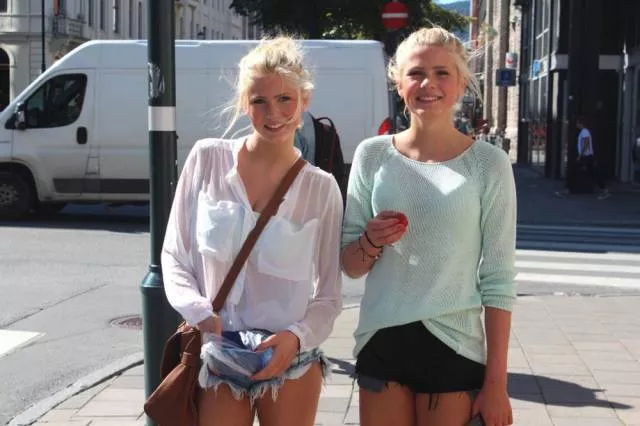 Top 39 hot girls you meet on the streets - #20 