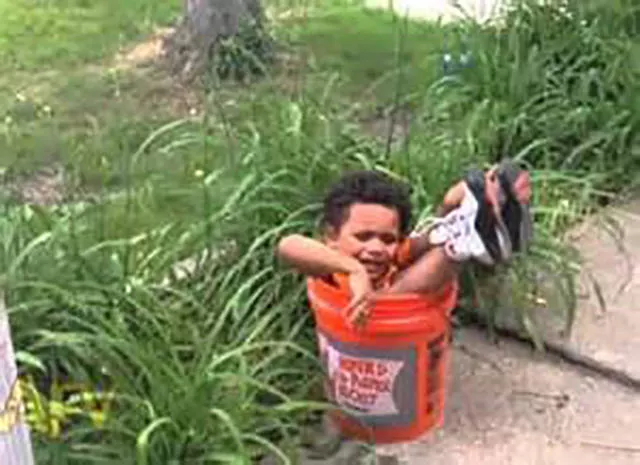 40 kids get stuck in some strangest places - #39 