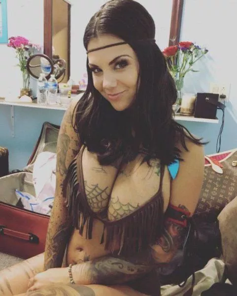 Sexy girls with hot tattoos