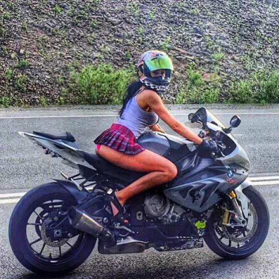 See the result of the combination bike sexy girls