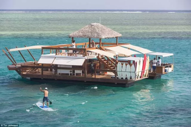 Fiji floating bar and pizzeria - #40 