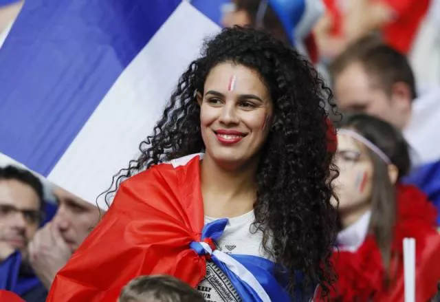 Most sexiest female football fans - #12 