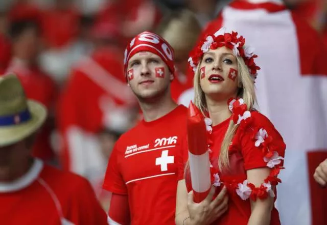 Most sexiest female football fans - #14 