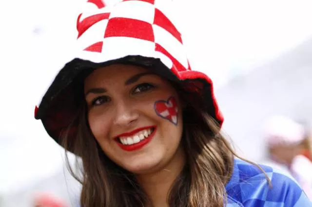 Most sexiest female football fans - #3 