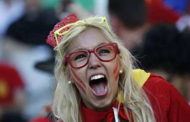 Most sexiest female football fans - #33 