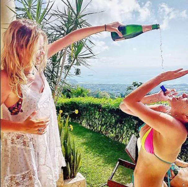The rich kids are spreading on instagram - #3 