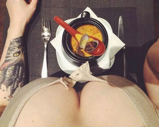 Here is how women see their plates - #6 