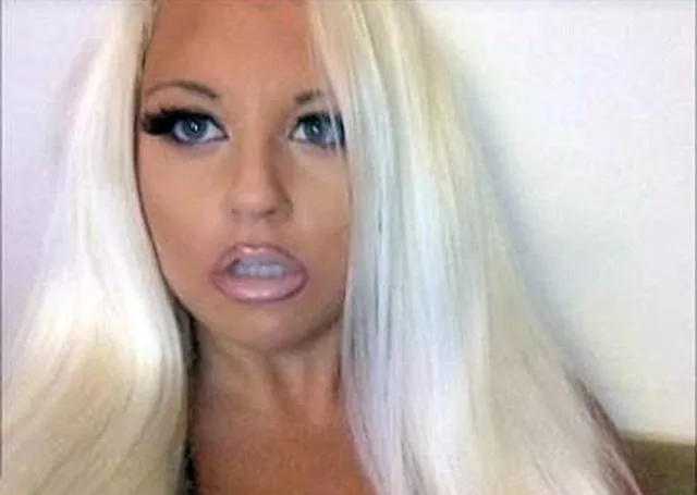 She spend thousands of dollars to look like a barbie - #10 